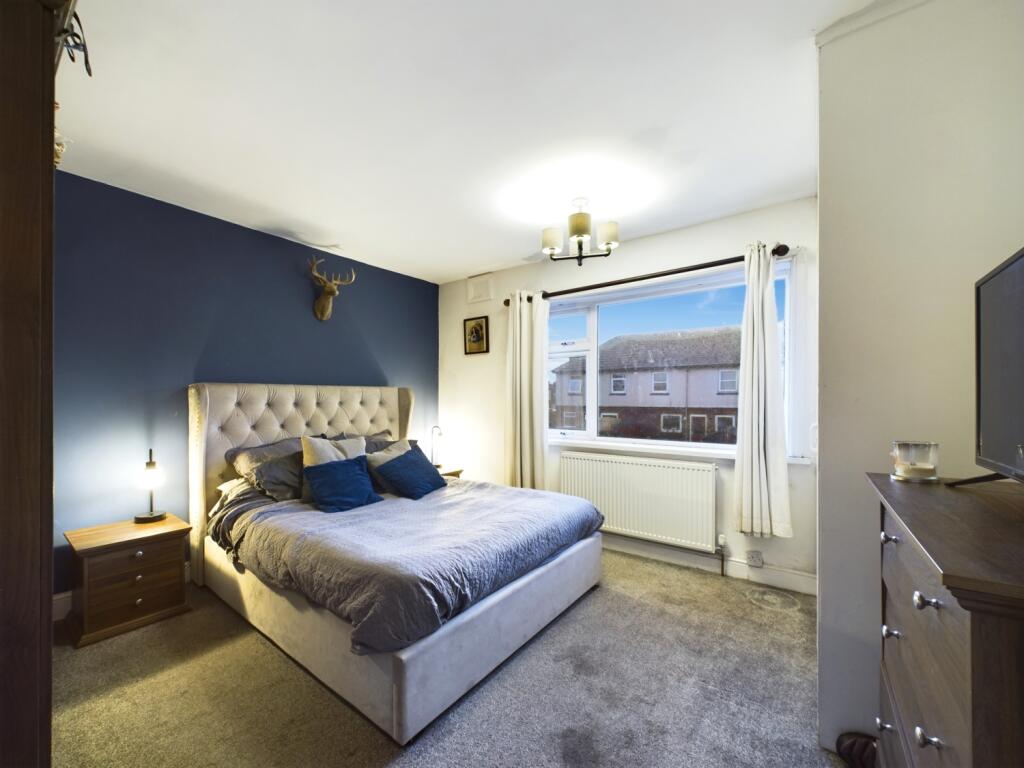 CAM02195G0-PR0060-STILL026