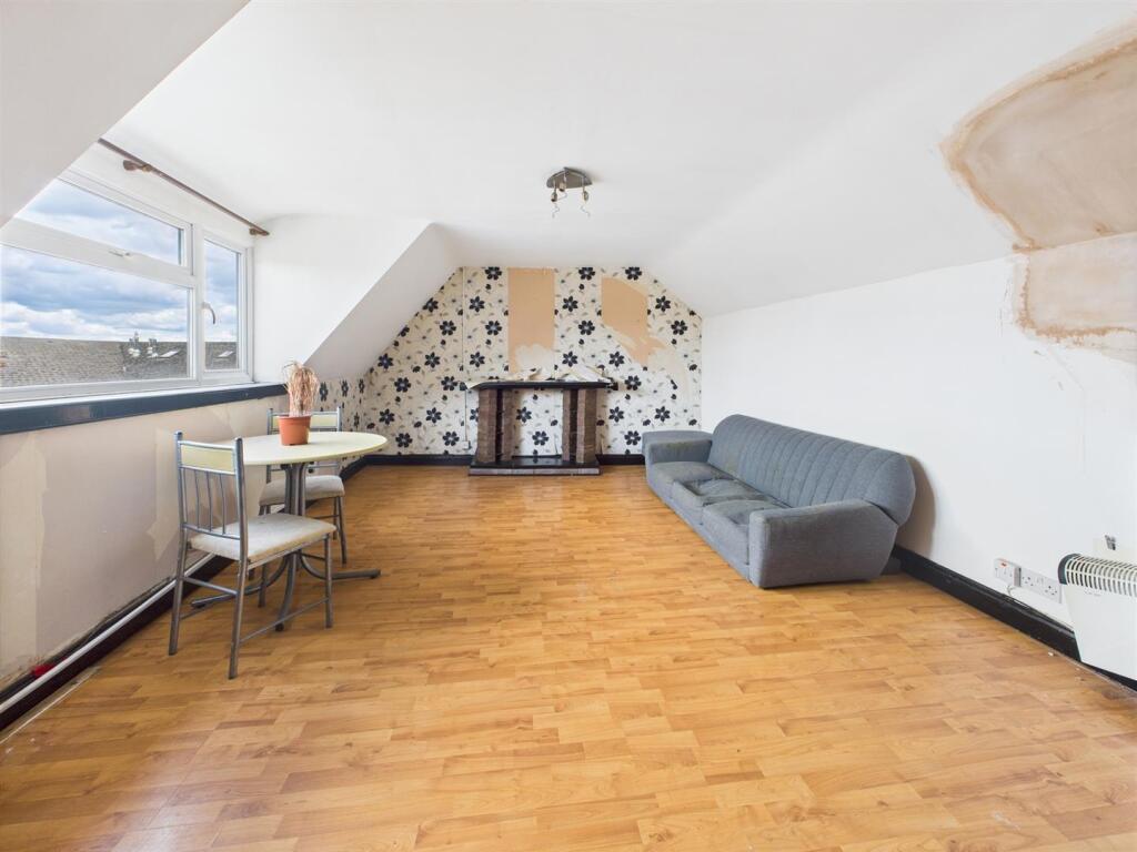Flat 3