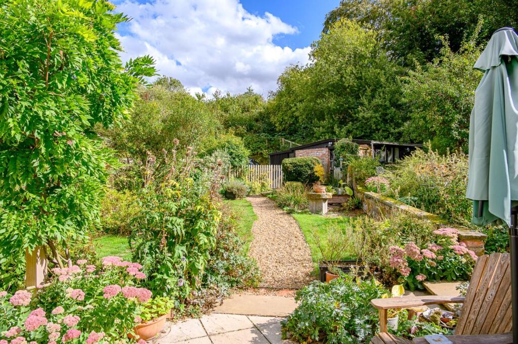 28 Whitewalls-39.jpg