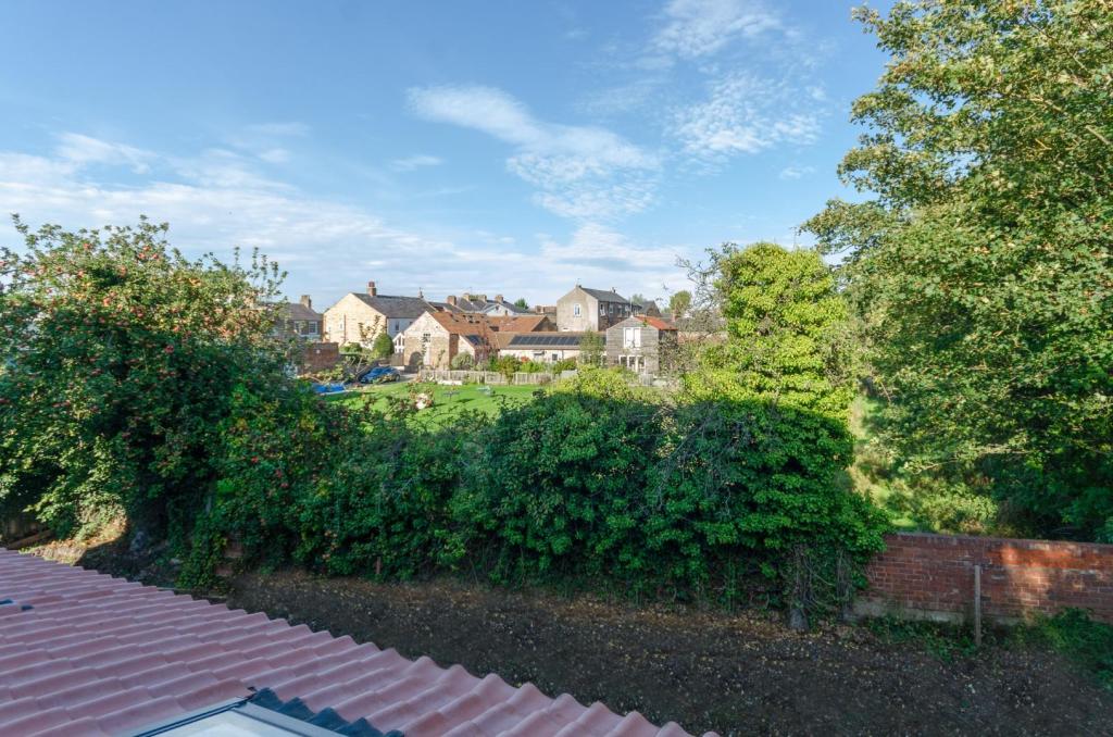 View To Rear Of Plots 1, 2 &3