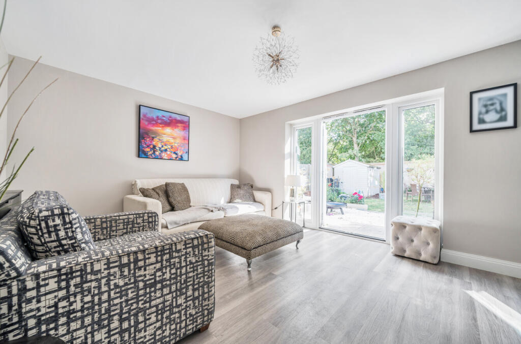 1327813-15-687e67...