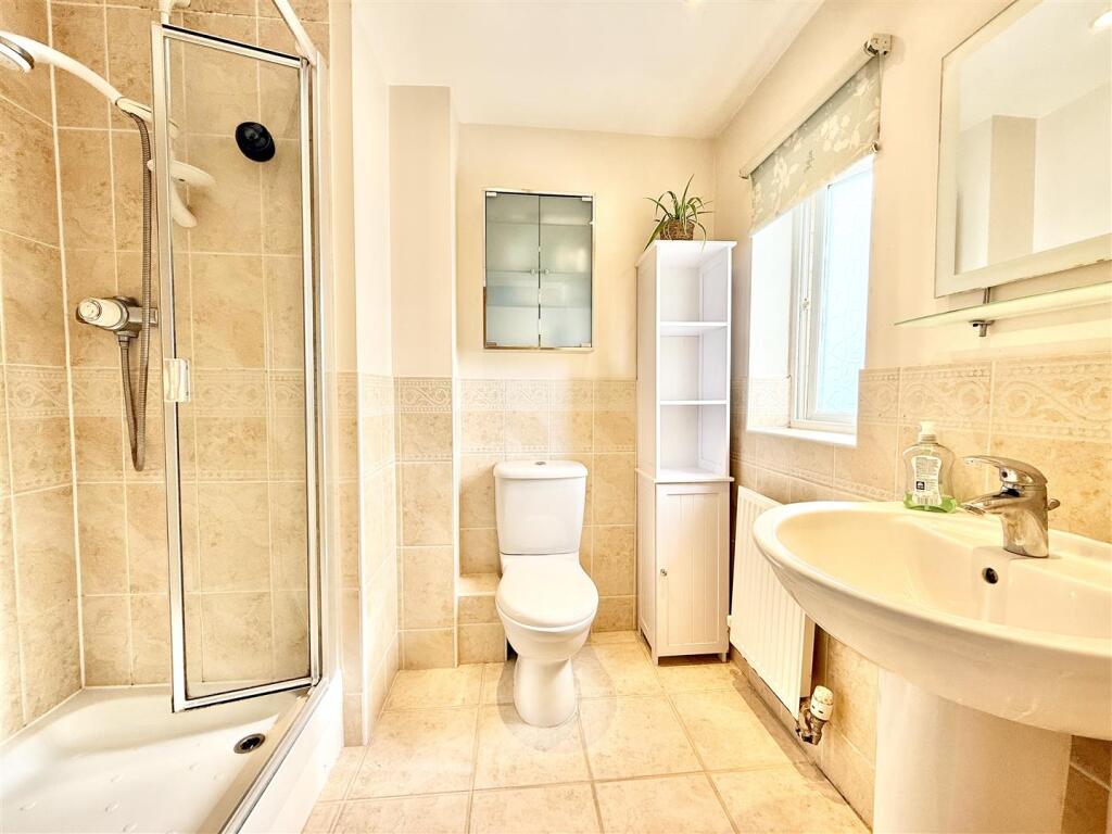 Bedroom One En-Suite