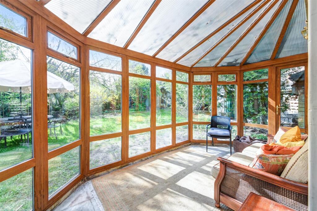 SADDLECOMBE COTTAGE  (4).jpg