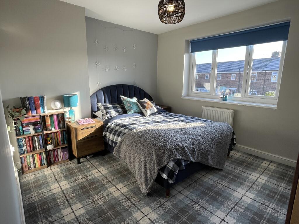 BEDROM1.jpeg