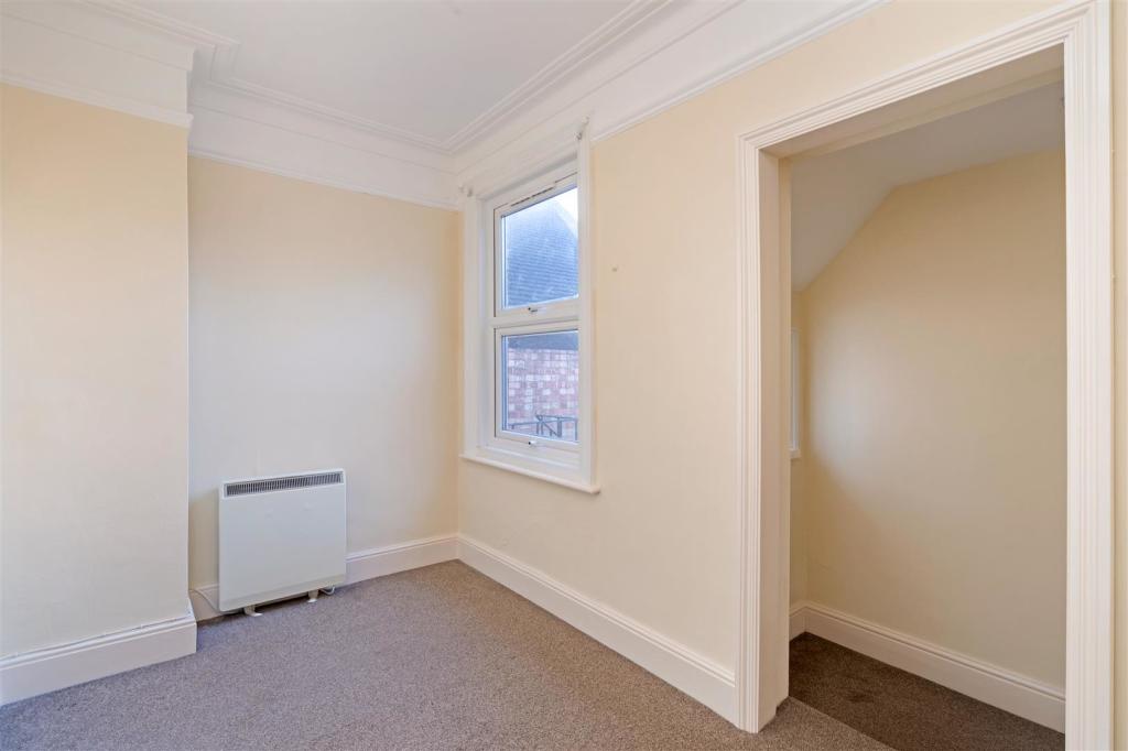 Flat B 291823 (13).jpg