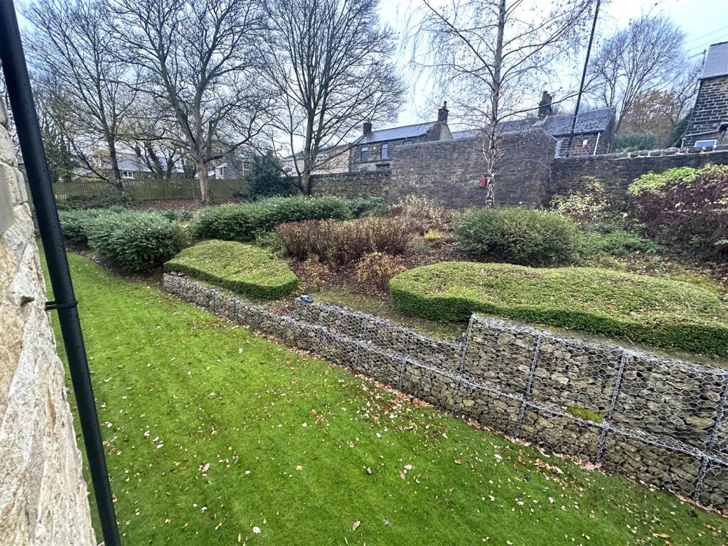 grounds 2.jpg