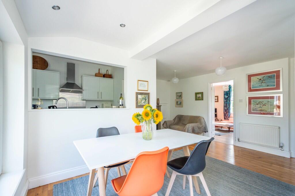 1 Victoria Cottag...