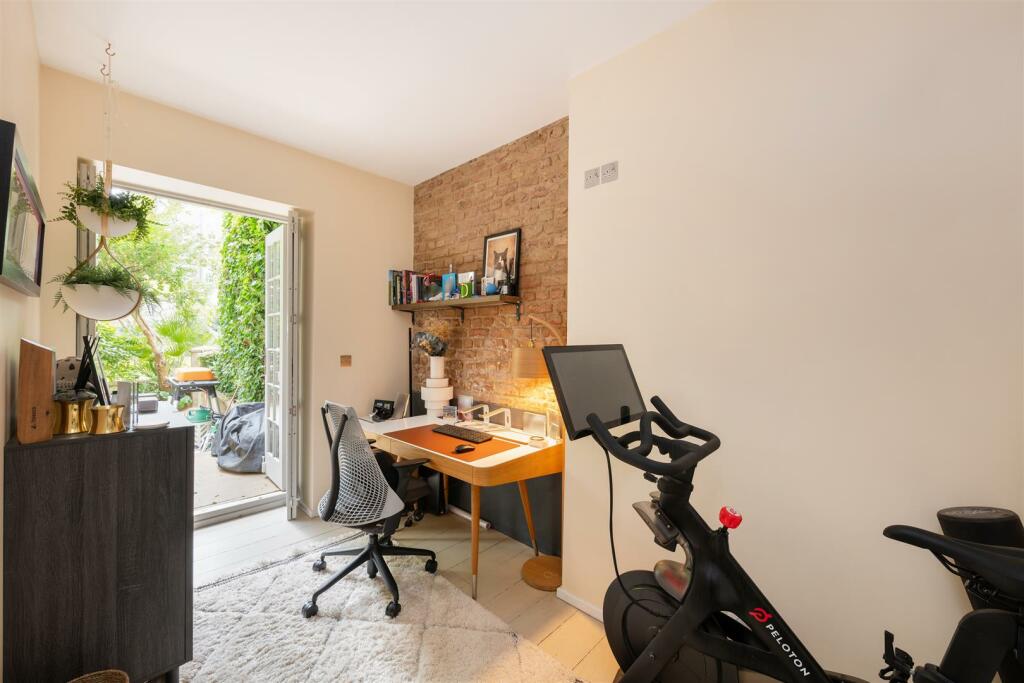 12a Randolph Crescent Lo-38.jpg