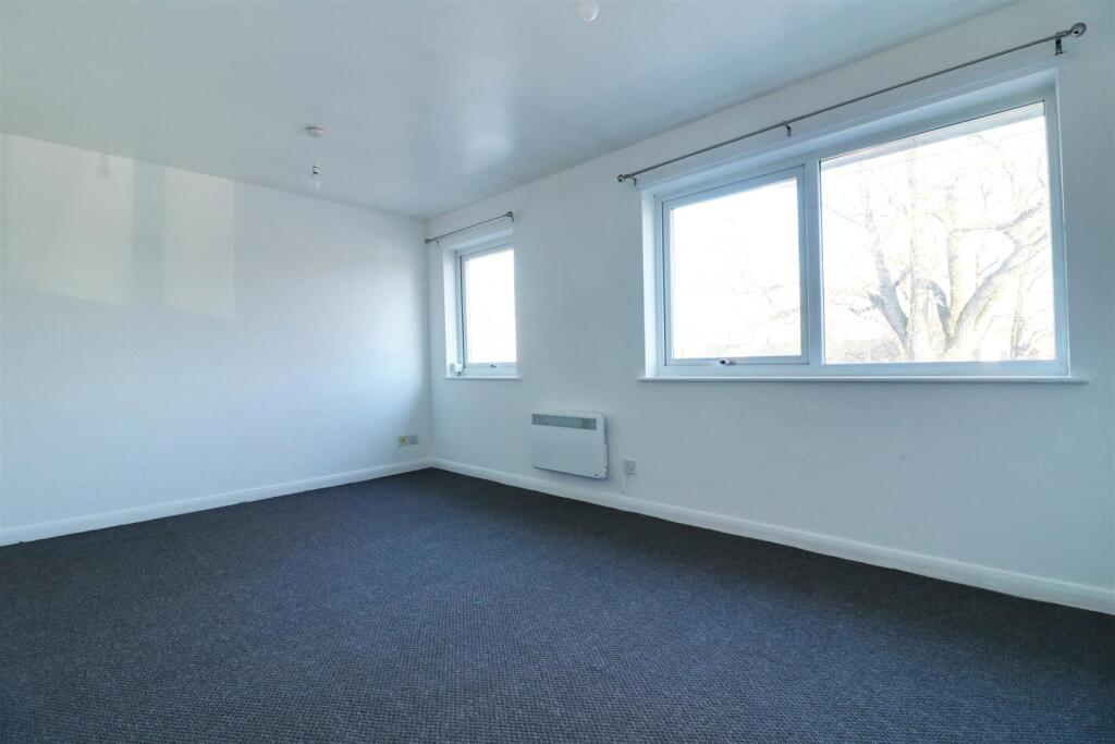 lounge.jpg