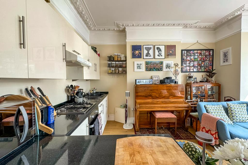 Kitchen/Living Room
