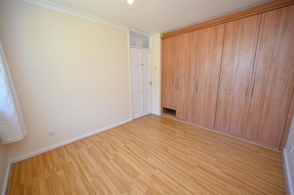 bedroom2.2.JPG