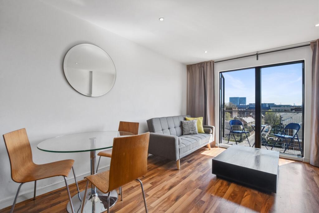 Kings Quarter Apa...