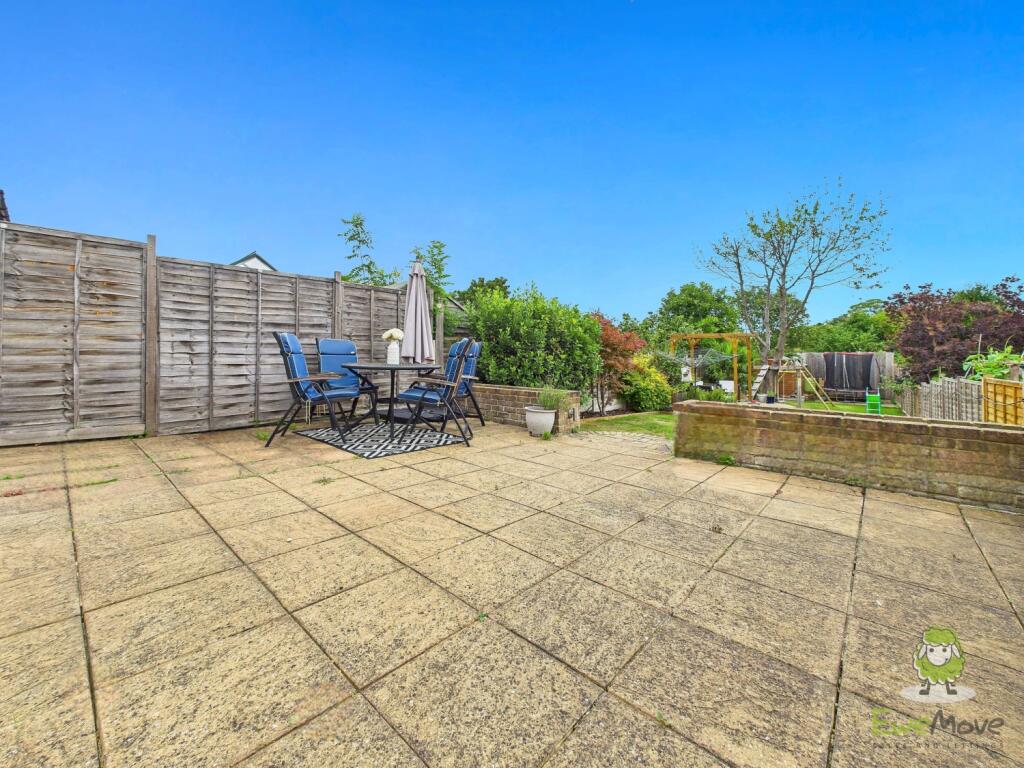 CAM01543G0-PR0146-STILL018