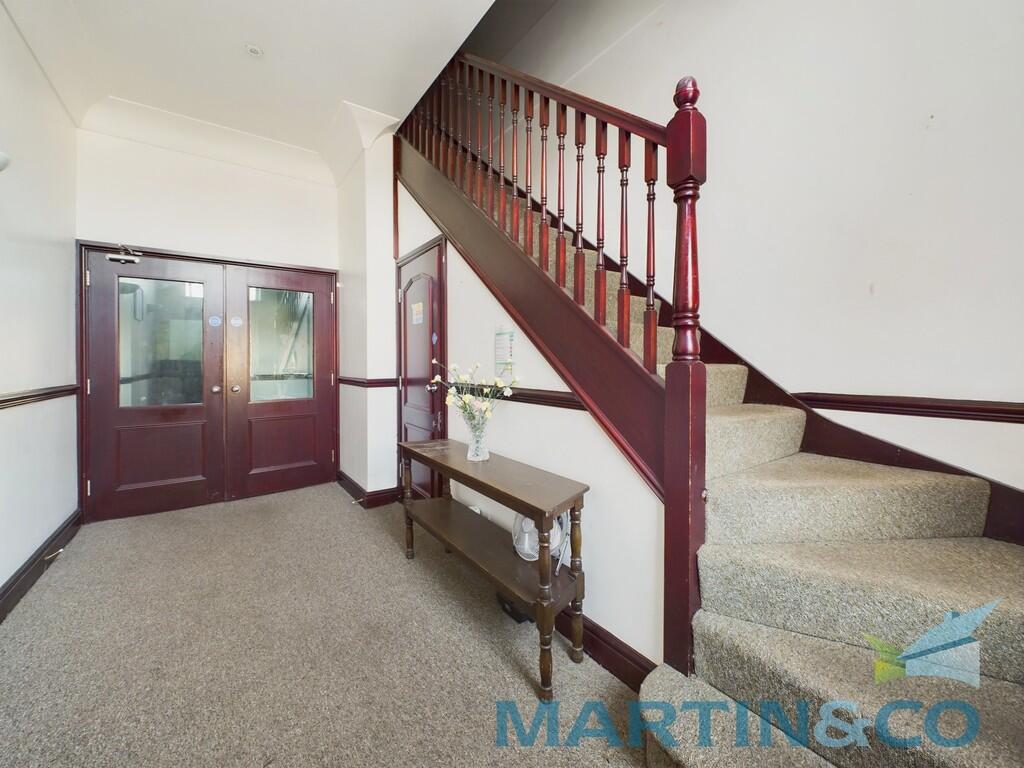 CAM01870G0-PR0156...