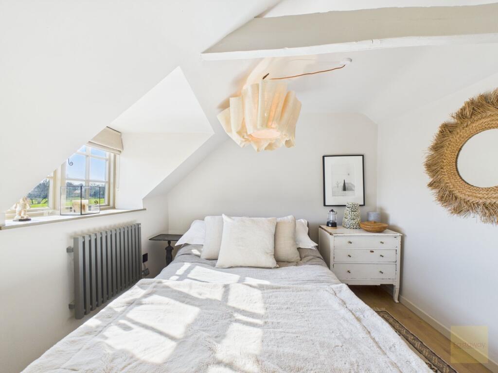 Principal bedroom