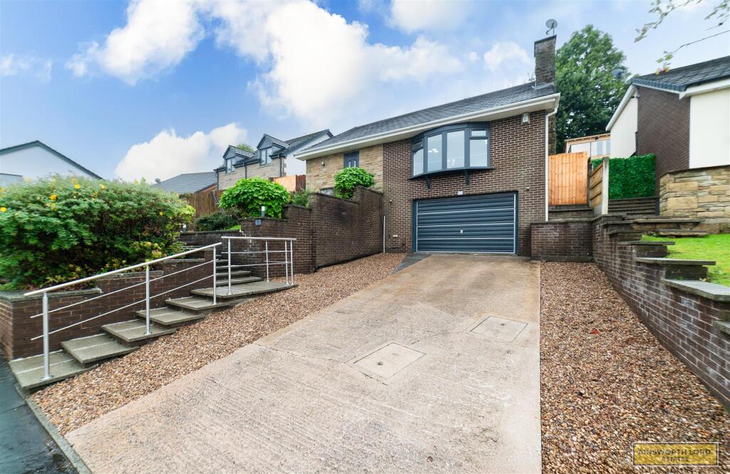 FRONT EXTERNAL WITH 2 CAR GARAGE