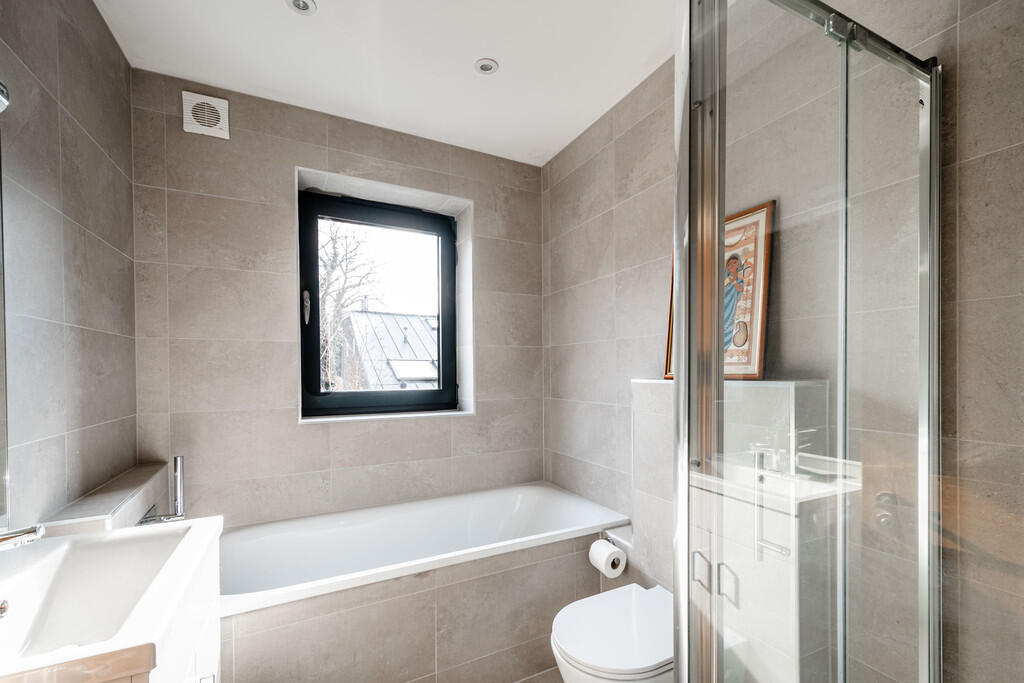Wilton Way 46A - ...