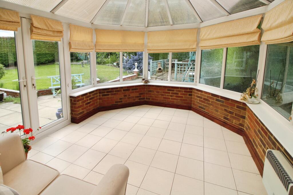 Annexe conservatory.JPG