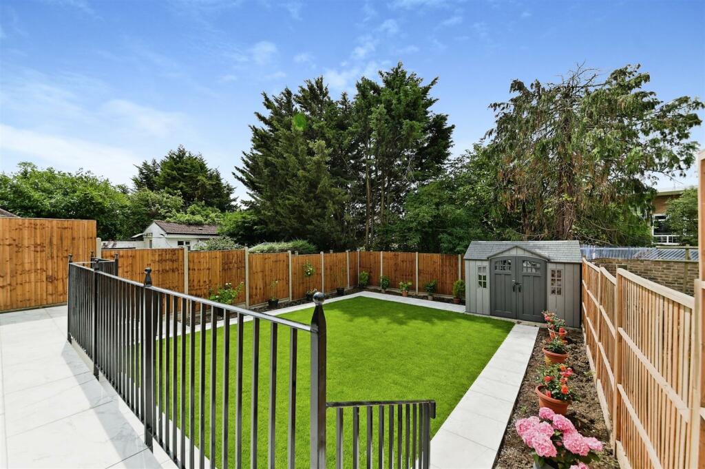 GARDEN VIEW.jpg