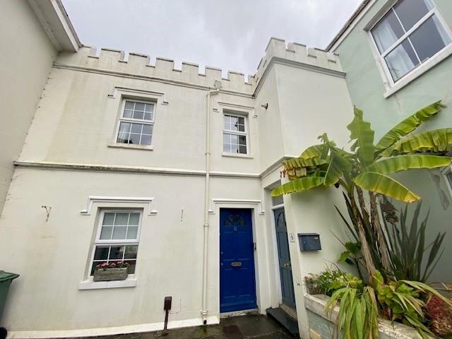 8 Skardon Front.jpg