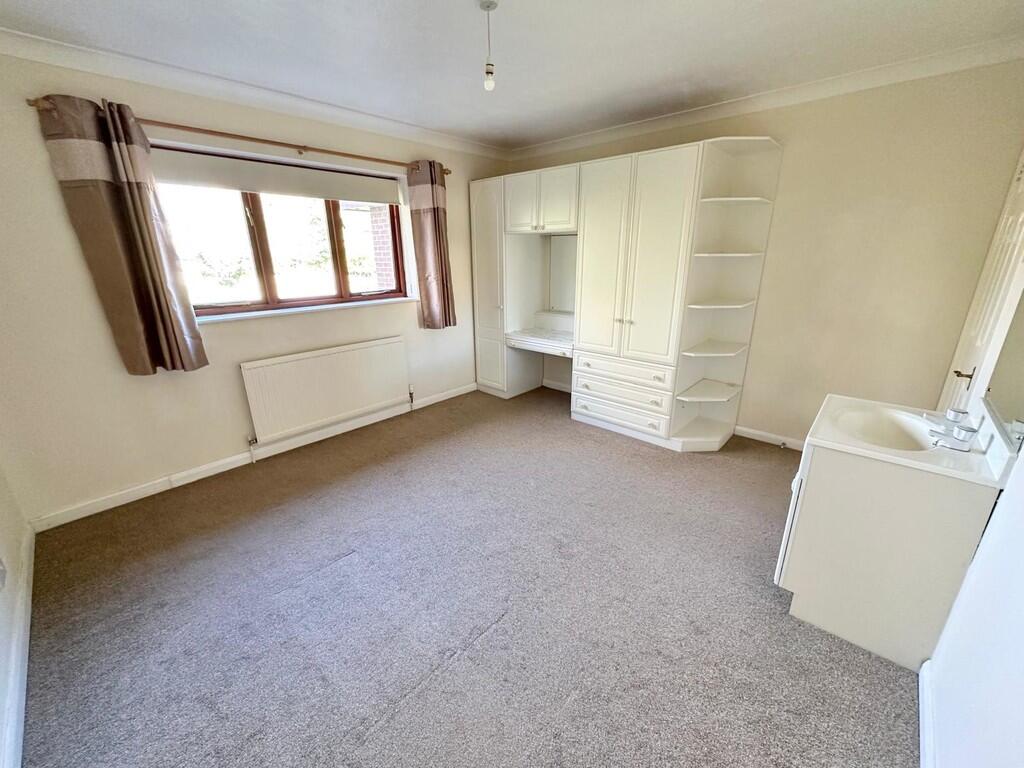 IMG-20250204-WA00...