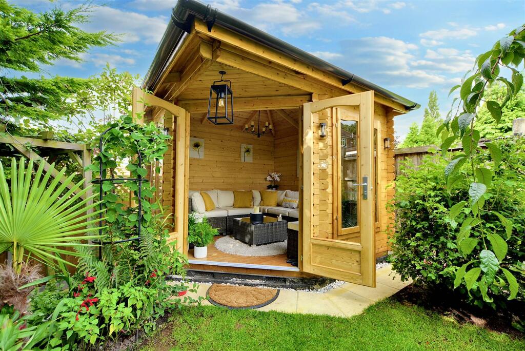 Summer House_1.jpeg