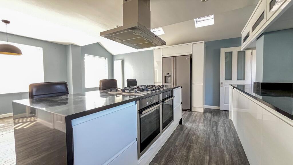 Kitchen / Diner
