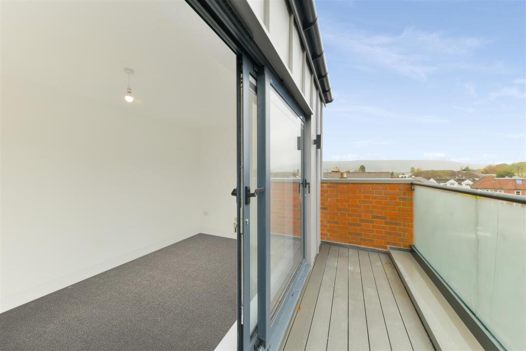 HIGH STREET, 266, FLAT 3-30.jpg