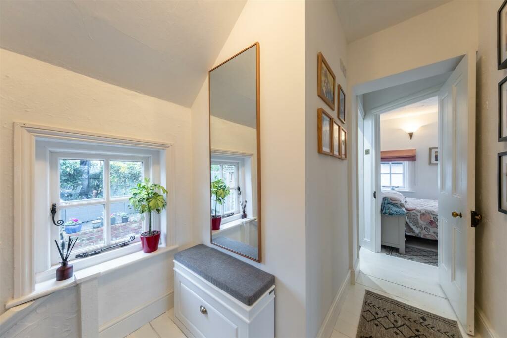 West Cottage-021.jpg