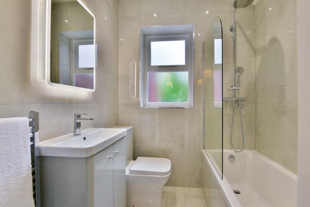 Bath3.jpg