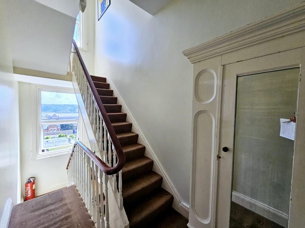 99eef7b1-ecfc-4133-848b-e2b838793872