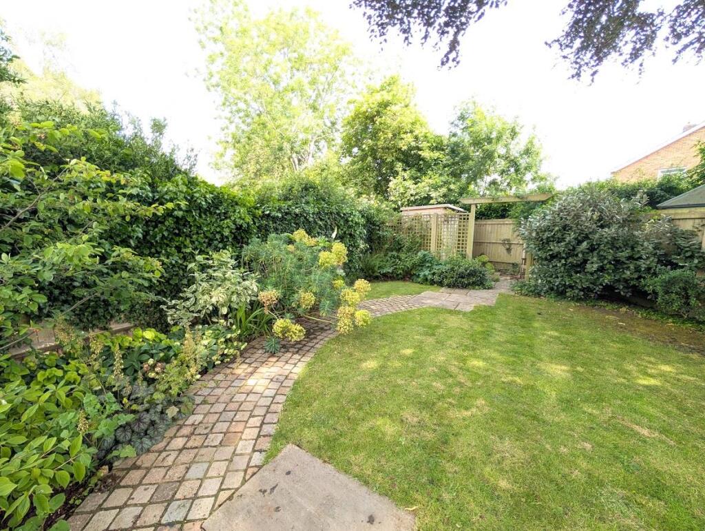 Garden8.jpg