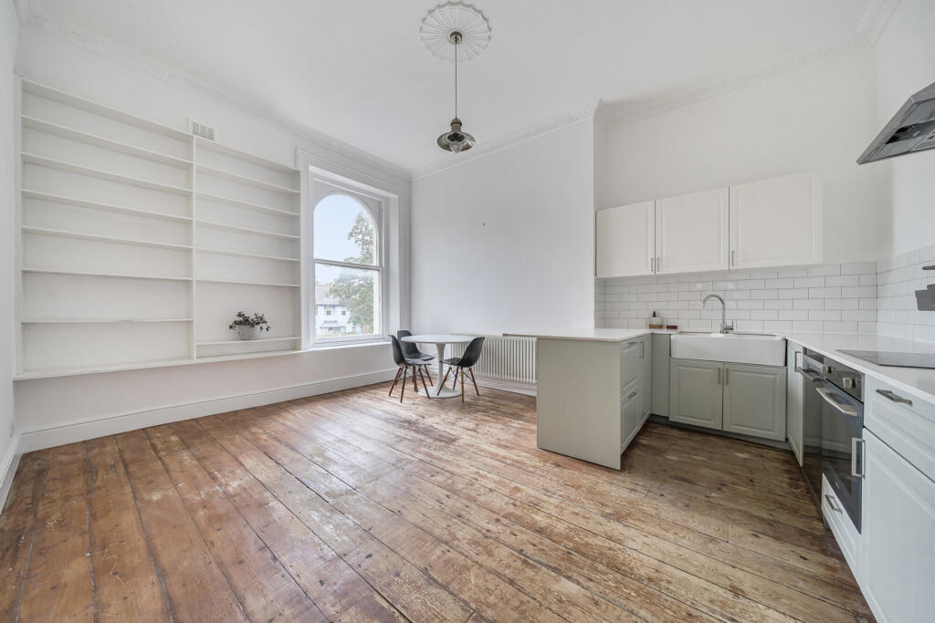 Kitchen/Reception