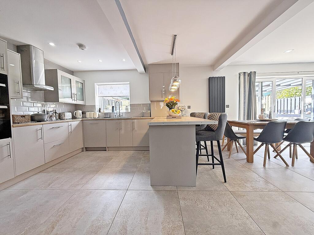 Kitchen/Diner/Living Room