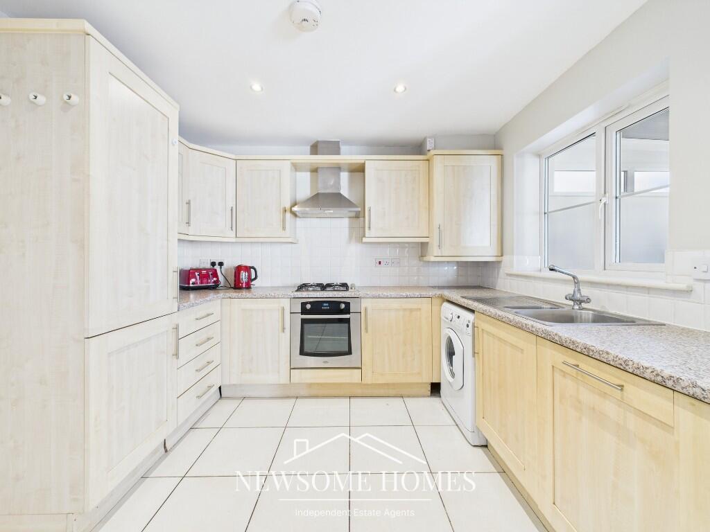 Kitchen/Breakfast RM