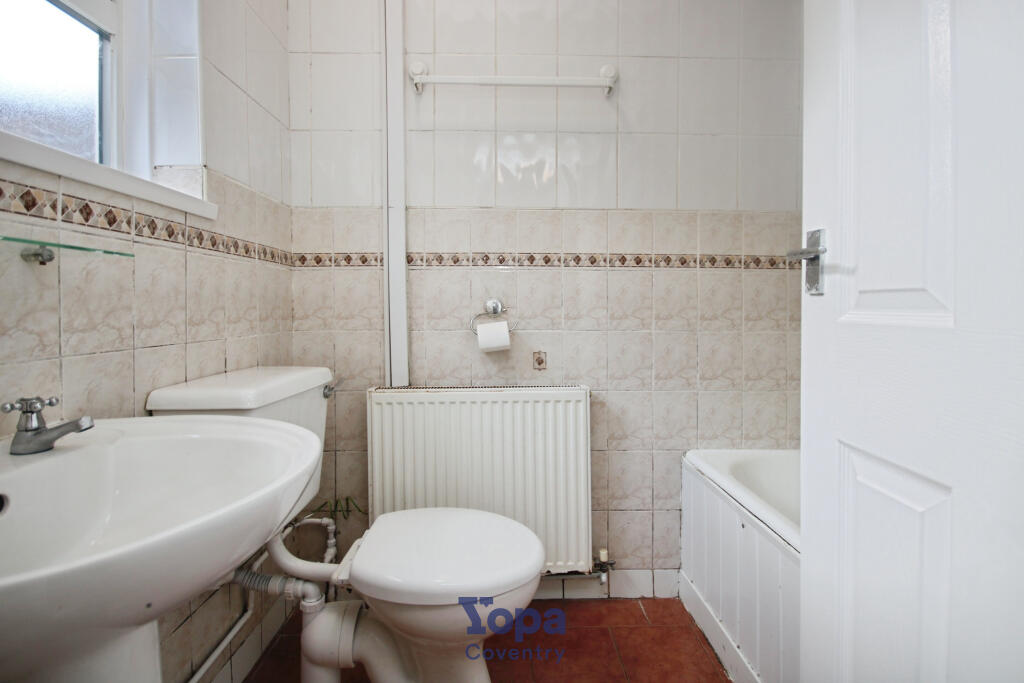 Ae1892e6-Bathroom.JPG