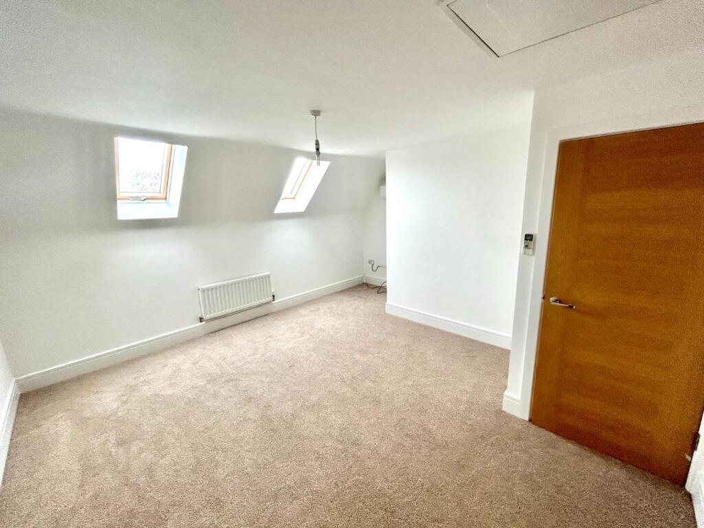 bed 1 1.JPG