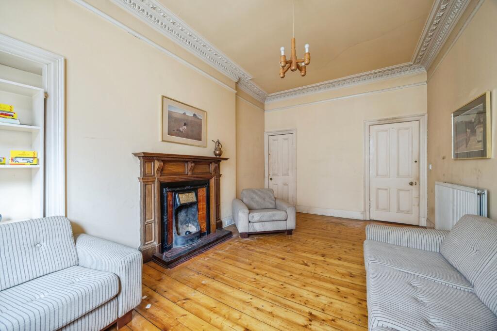 2w8a6893
