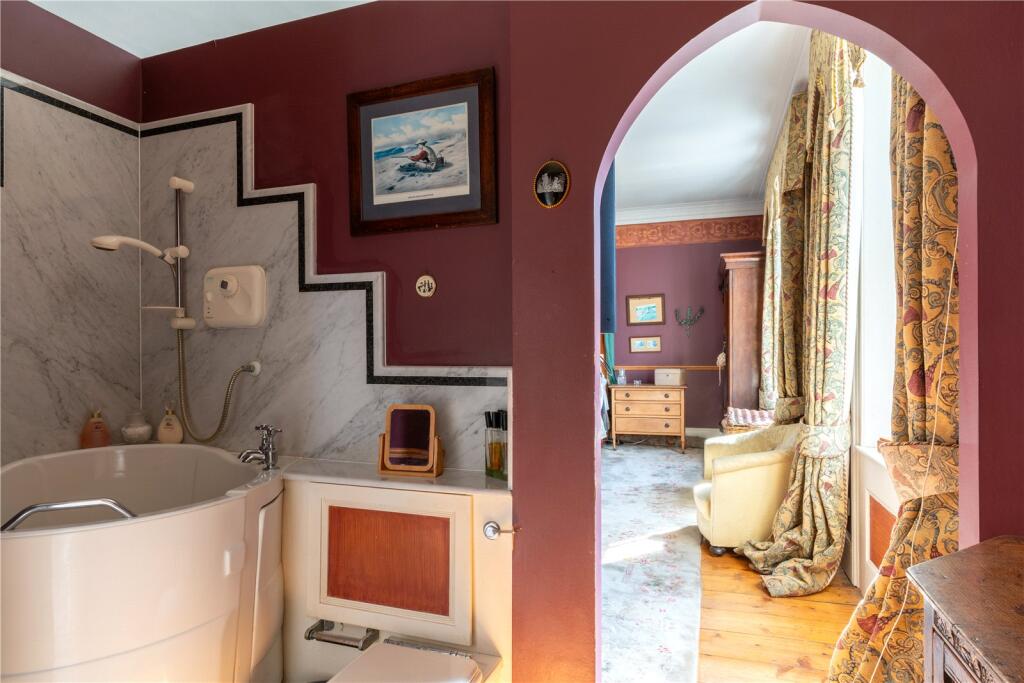 En Suite Shower
