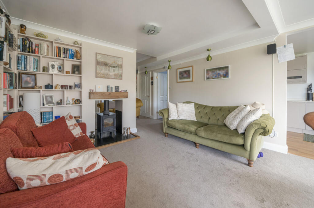 1295315-47-682dcc...