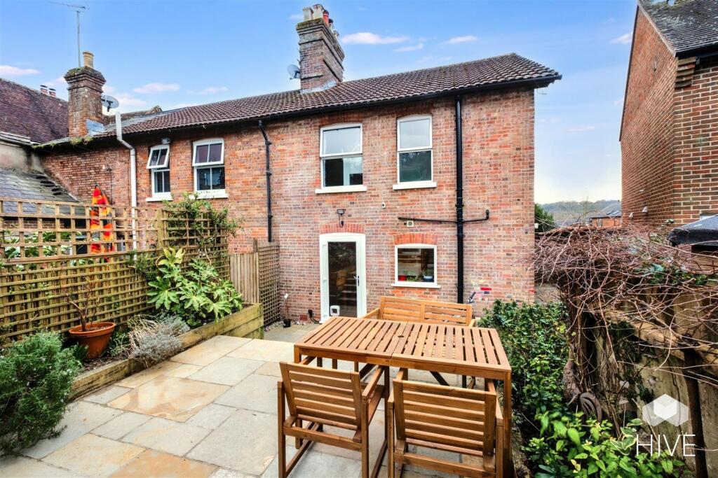 Landscaped terrace
