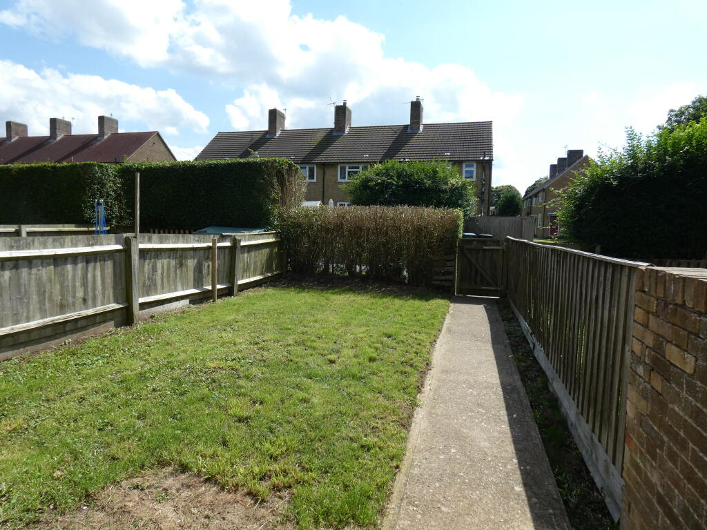 Pic 8 Garden.JPG
