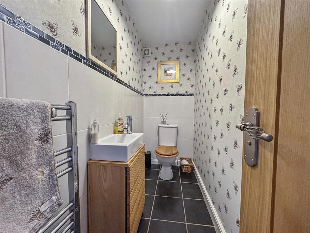 Ground Floor Wc