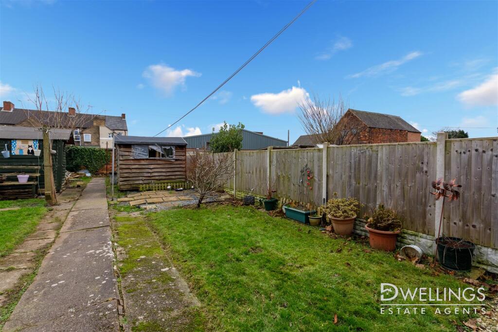 DWELEST- 43 Blackpool Street, DE14 3AW - 011.jpg