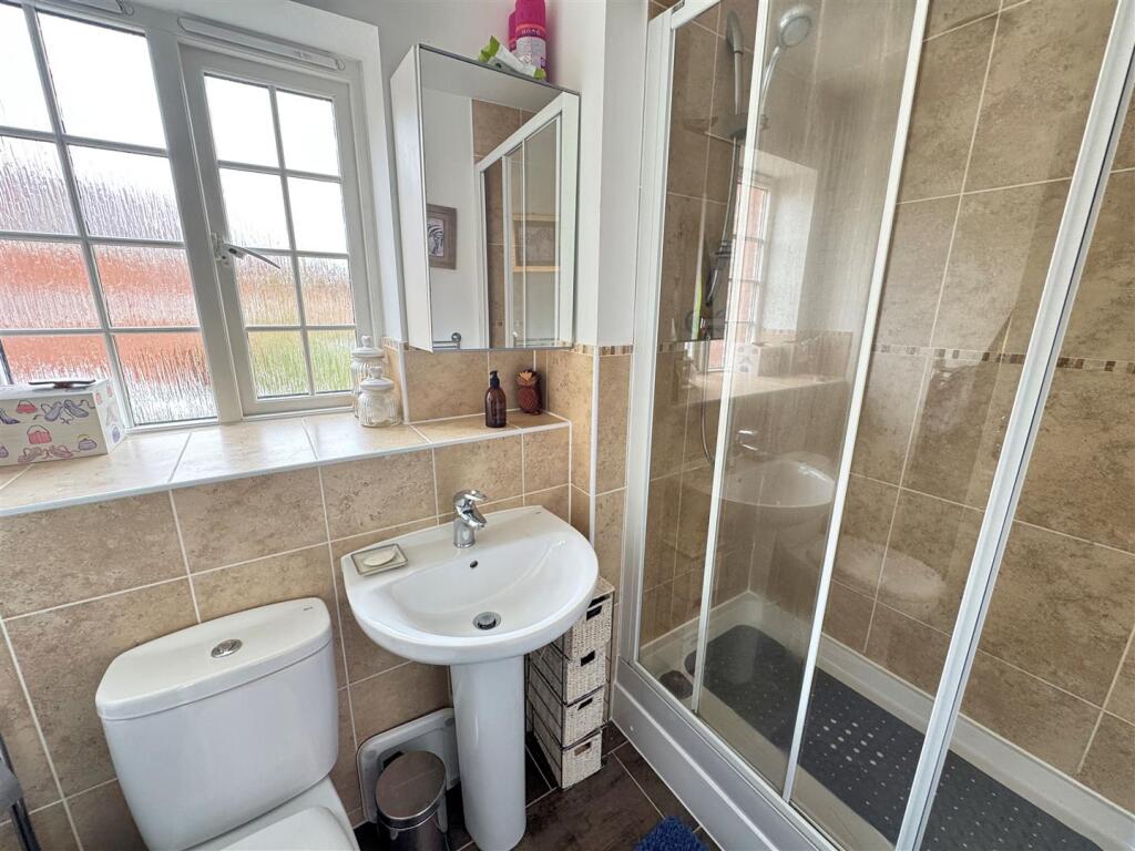 Ensuite.jpg
