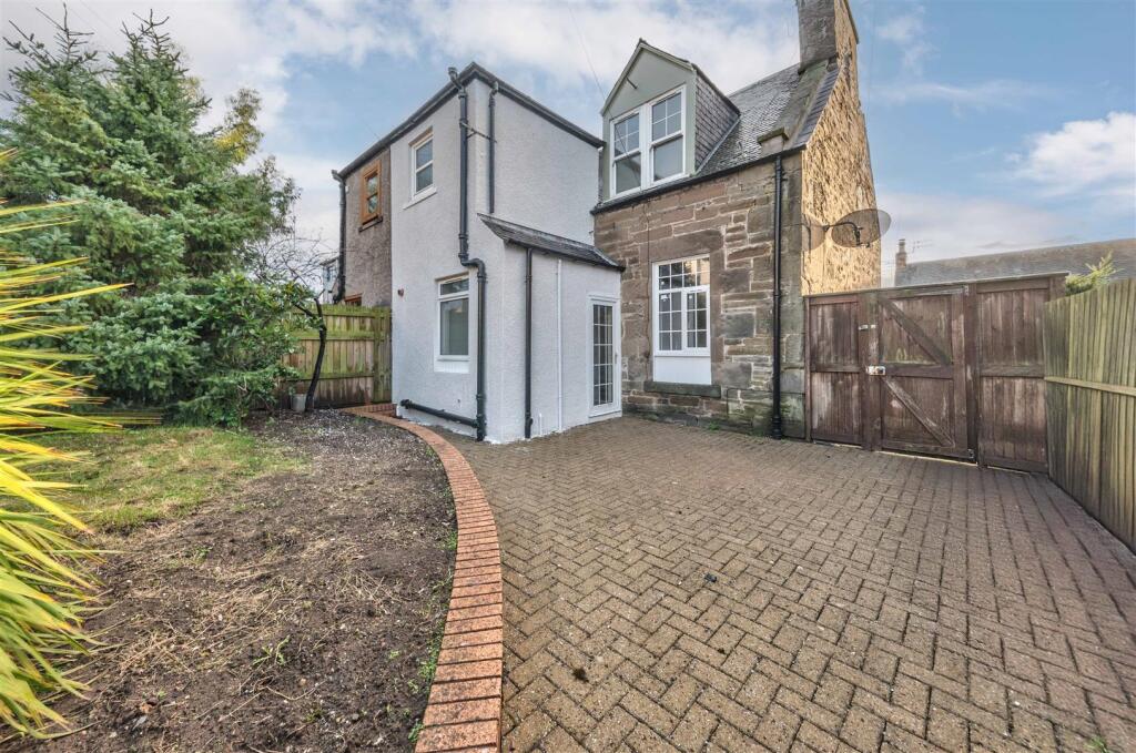 57 Brook Street Monifieth for Rosie-2.JPG