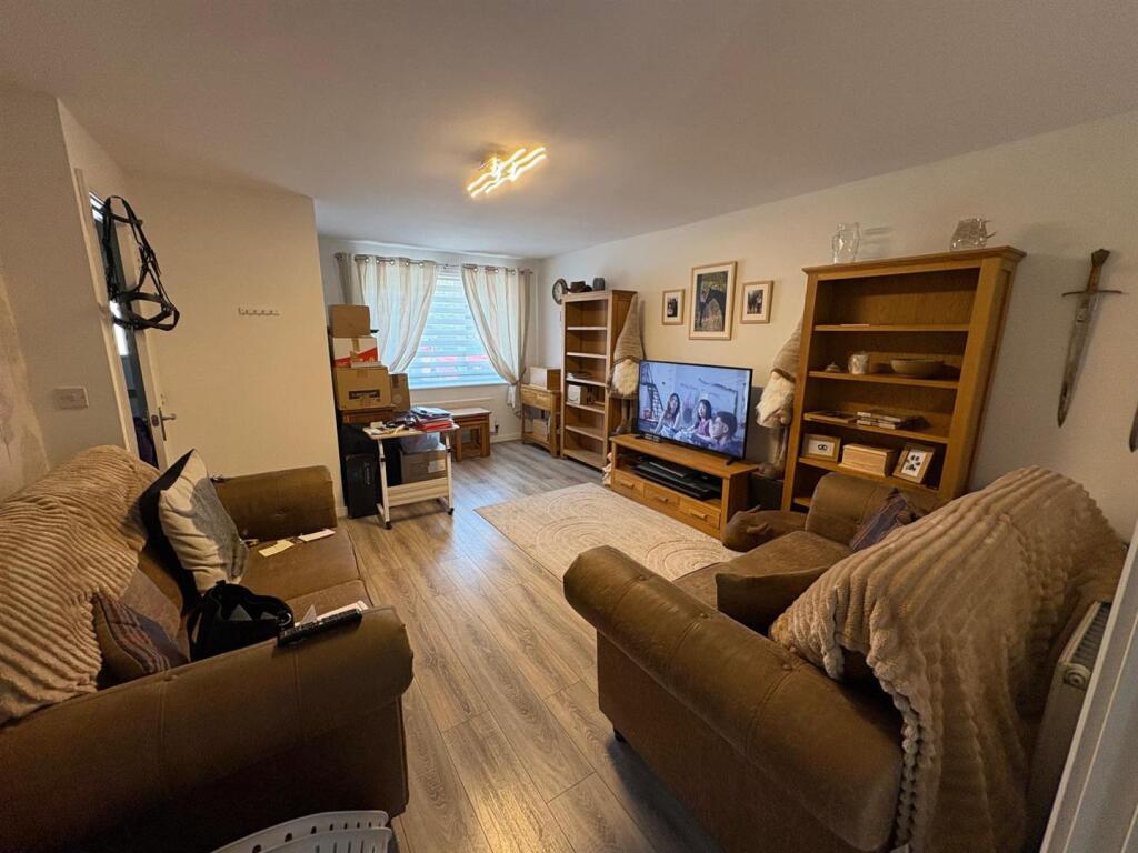 Living Room.jpg