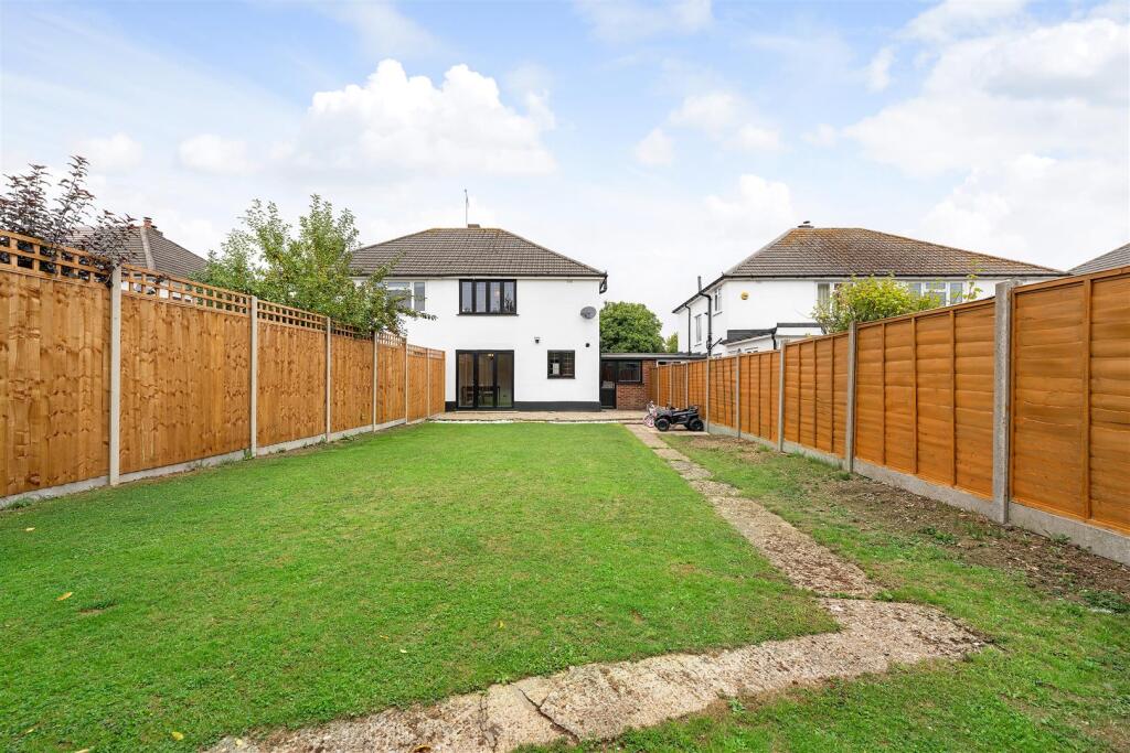 48 Tintagel Road-14.JPG