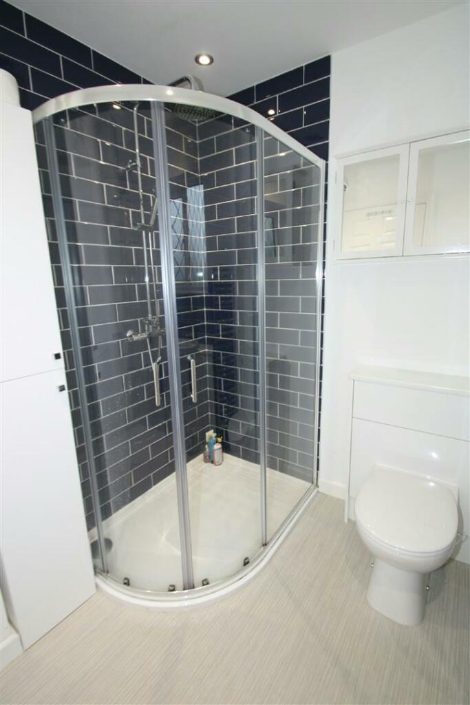 En Suite Aspect 2