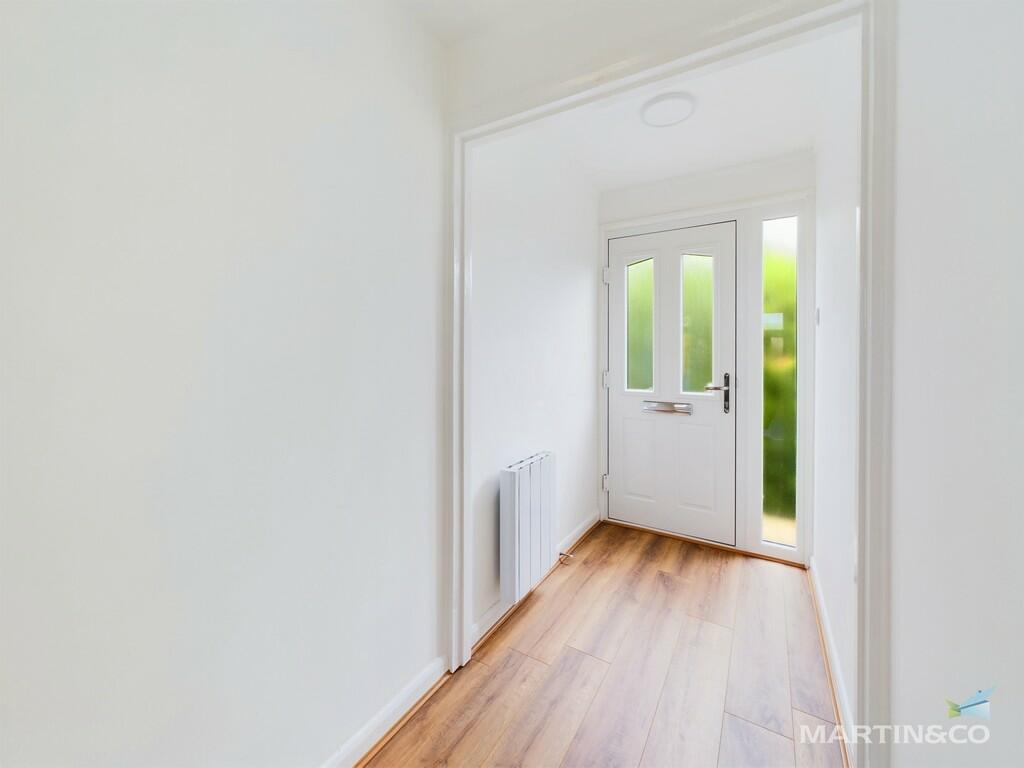 CAM03111G0-PR0172...